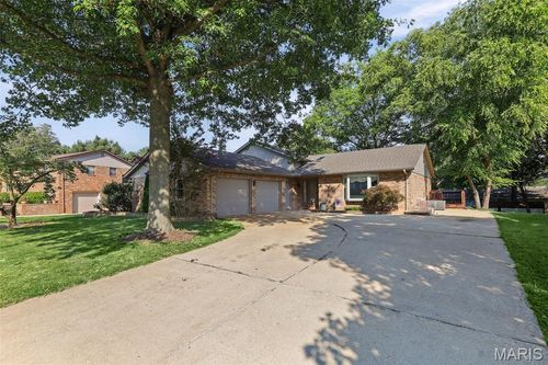 149 Stahl Dr, Smithton, IL, 62285-1405 | Card Image