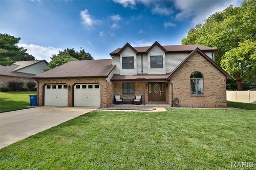 138 Holly Tree Ct, Glen Carbon, IL, 62034-1538 | Card Image