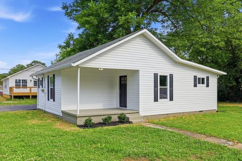 2636 N Orchard Knob Ave, Chattanooga, TN, 37406-2462 | Card Image