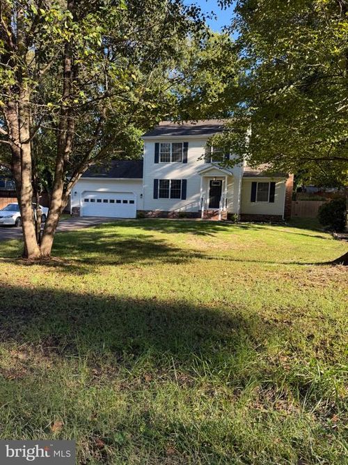 10607 Maple Ridge Dr, SPOTSYLVANIA, VA, 22553-7624 | Card Image