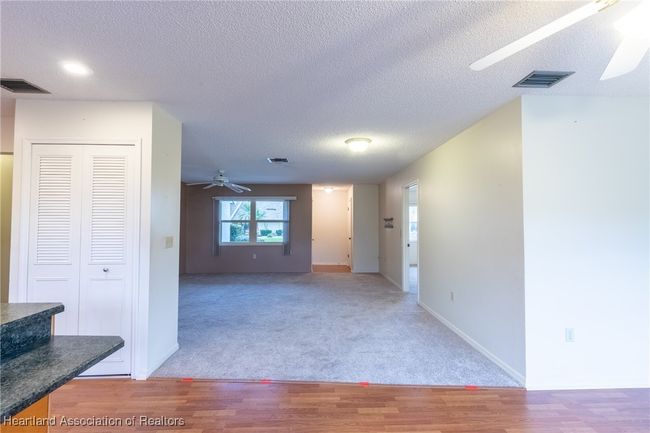 321 Grove Cir, Condo with 2 bedrooms, 2 bathrooms and null parking in AVON PARK FL | Image 31