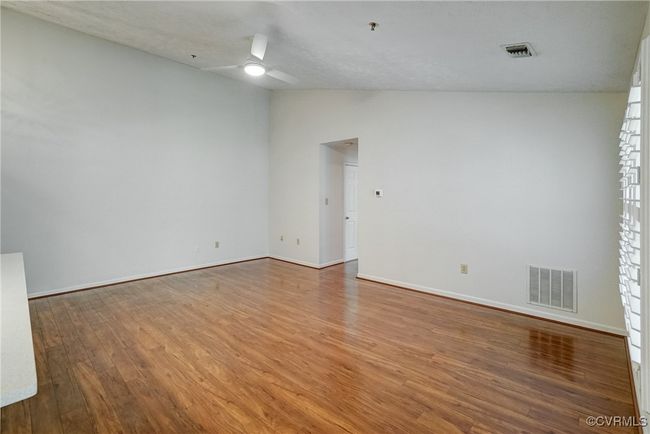 Layout of room offers lots of ways to place furnishings! | Image 11