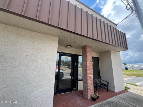435 W Oak Ave, Panama City, FL, 32401-2737 | Card Image