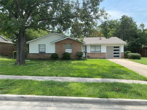 2942 Candlewick Ln, Farmers Branch, TX, 75234-3610 | Card Image
