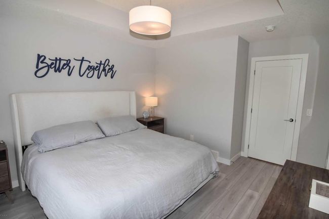 828 West Lakeview Drive, House other with 3 bedrooms, 3 bathrooms and 4 parking in Chestermere AB | Image 24