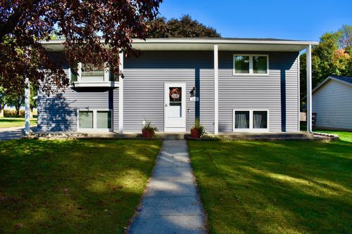 328 6th St N, Kandiyohi, MN, 56251-5509 | Card Image