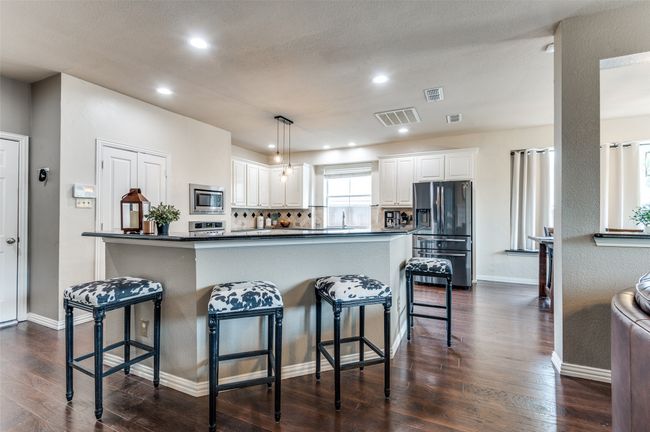 2804 Stonehurst Dr, House other with 4 bedrooms, 4 bathrooms and null parking in Grapevine TX | Image 10