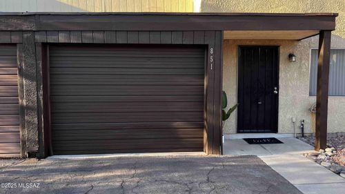 851 E Meadow Ln, Tucson, AZ, 85719-1059 | Card Image