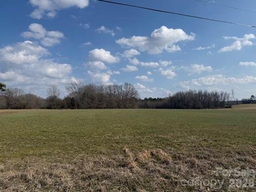 105 Grandon Dr, Mooresboro, NC, 28114-9796 | Card Image