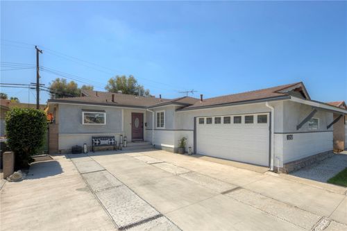 12518 Walcroft St, Lakewood, CA, 90715-1822 | Card Image