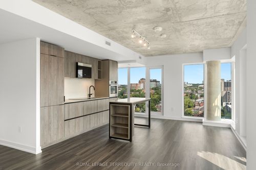 1201-2 Augusta Ave, Toronto, ON, M5V0T3 | Card Image