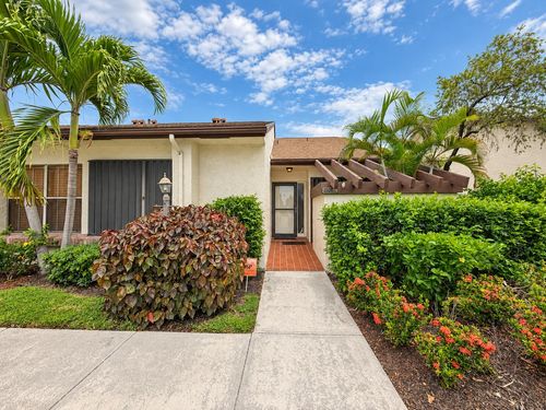 c-3520 Wash Rd, Lake Worth, FL, 33467-2540 | Card Image