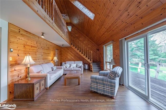 1070 Glamorgan Rd, House other with 3 bedrooms, 2 bathrooms and 4 parking in Gooderham ON | Image 10