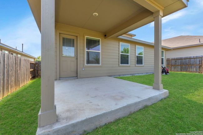 195 Cuban Emerald, House other with 5 bedrooms, 3 bathrooms and null parking in San Antonio TX | Image 14