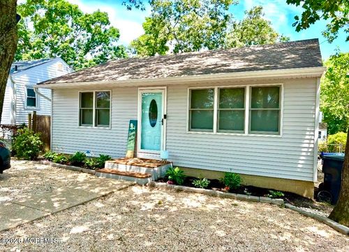 1970 South St, Toms River, NJ, 08753-7867 | Card Image