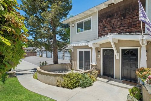 b-2550 Elden, Costa Mesa, CA, 92627 | Card Image