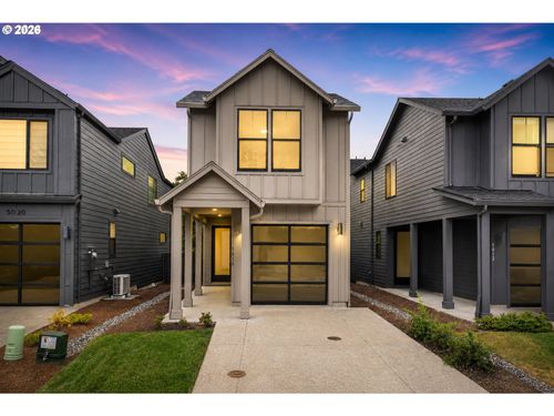 5016 Ne 113th Loop, Vancouver, WA, 98686-4578 | Card Image