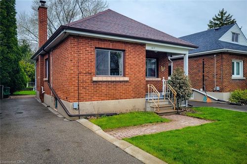 187 Paradise Road N, Hamilton, ON, L8S3T2 | Card Image