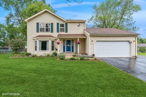 3830 Cedar Ave, Beach Park, IL, 60099-3465 | Card Image