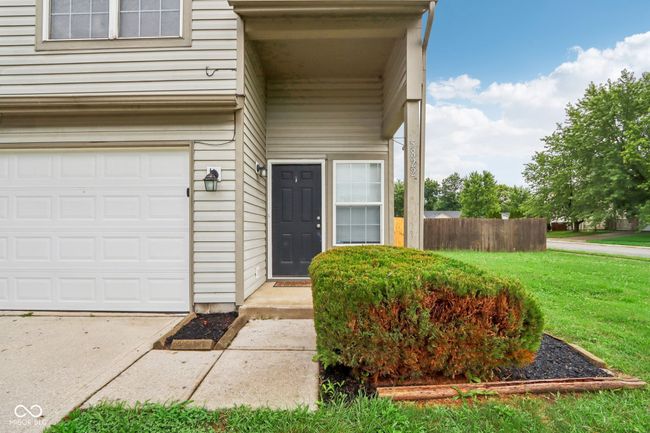 5822 Orth Cir, House other with 3 bedrooms, 3 bathrooms and null parking in Indianapolis IN | Image 4