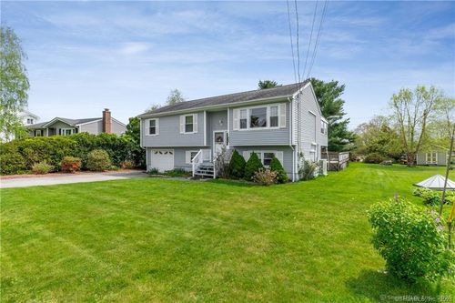 223 Seneca Dr, Groton, CT, 06340-5651 | Card Image