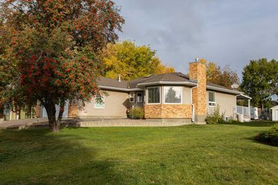 14 Pickwick Lane, House detached with 4 bedrooms, 3 bathrooms and 2 parking in Lacombe AB | Image 2