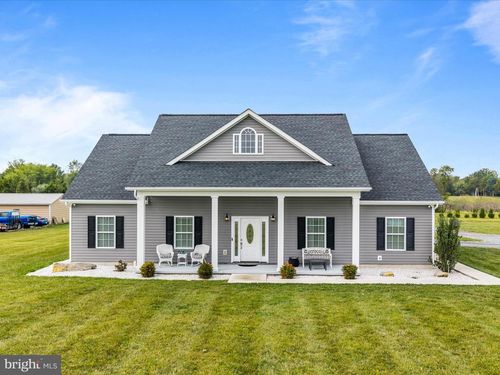 1503 Specks Run Rd, BUNKER HILL, WV, 25413-4031 | Card Image