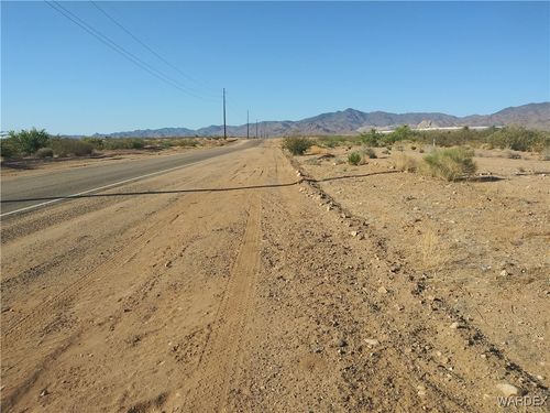 000 N Legend Ranch Rd, Golden Valley, AZ, 86413 | Card Image