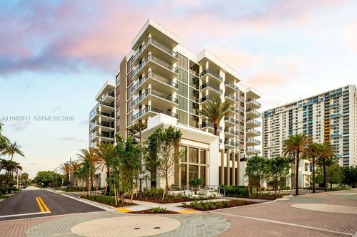 405-305 Briny Ave, Pompano Beach, FL, 33062-5843 | Card Image