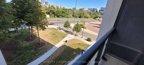 520-8 Cedarland Dr, Markham, ON, L6G0H4 | Card Image