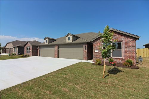413 Barbet Dr, Centerton, AR, 72719-5070 | Card Image