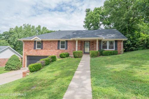 2208 Julie Ln, Jefferson City, MO, 65109-5837 | Card Image