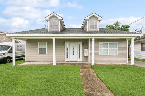 46 Mason St, Gretna, LA, 70053-7025 | Card Image