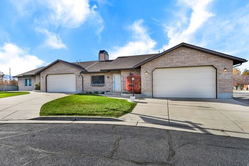 77 River Cove Cir, Morgan, UT, 84050-9518 | Card Image
