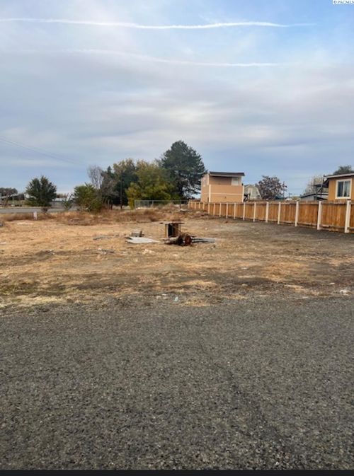 418 Rose St, Mabton, WA, 98935-0150 | Card Image