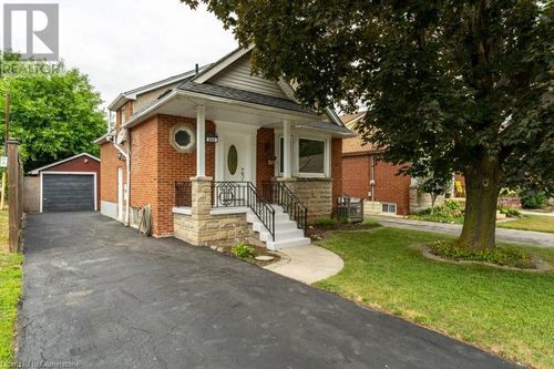 252 Glencairn Ave, Hamilton, ON, L8K3P2 | Card Image