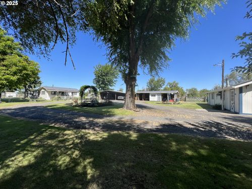 32401 Diagonal Rd, Hermiston, OR, 97838-7503 | Card Image