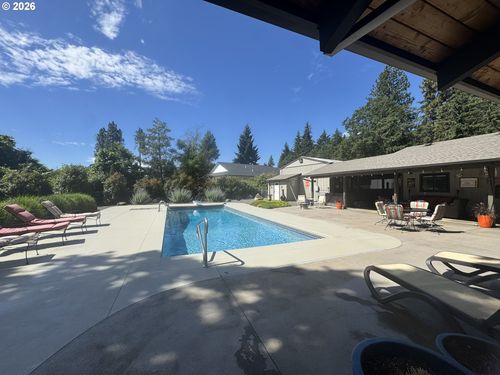 3801 Schull Dr, Hood River, OR, 97031-9630 | Card Image