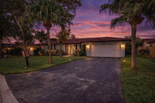 10775 Nw 40th St, Coral Springs, FL, 33065-2703 | Card Image