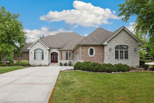 9090 Big Sable Pt, Frankfort, IL, 60423-1773 | Card Image
