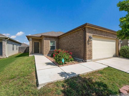 13119 Heathers Arrow, Saint Hedwig, TX, 78152-4403 | Card Image