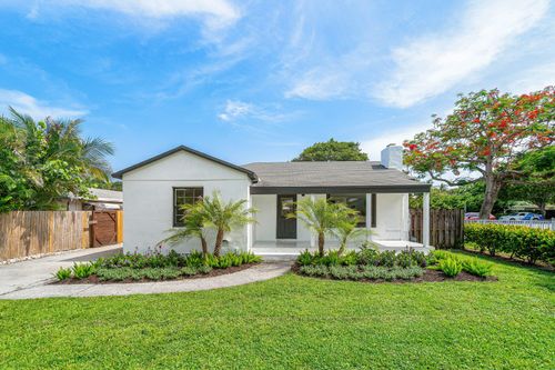 246 Ne 13th St, Delray Beach, FL, 33444-4160 | Card Image