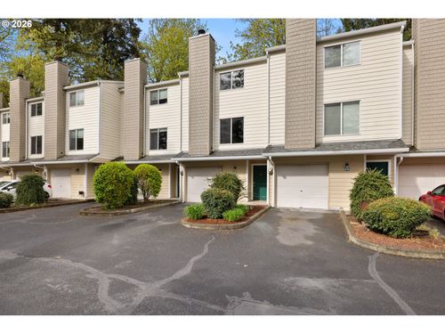 13216 Ne Salmon Creek Ave, Vancouver, WA, 98686-2875 | Card Image