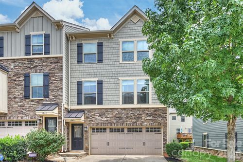 1940 Catkin Ln, Charlotte, NC, 28205-1389 | Card Image