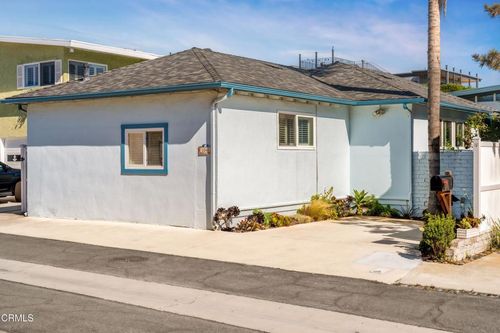 1046 Driftwood Ln, Ventura, CA, 93001-3825 | Card Image