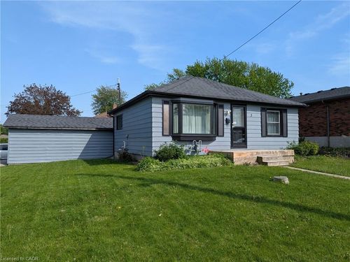 3 Maitland Ave, Hamilton, ON, L9A3J4 | Card Image