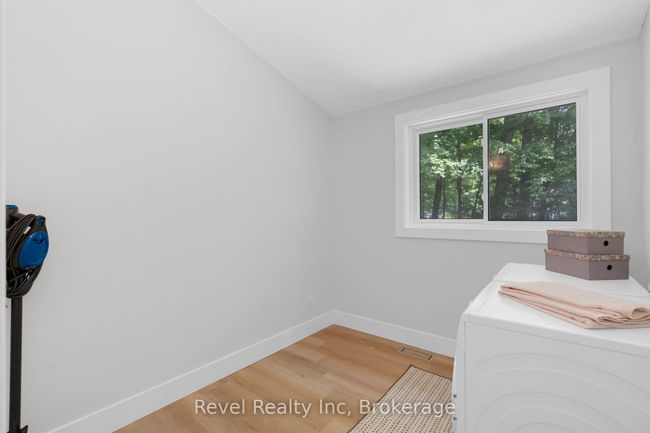 1204 Tiny Beaches Rd N, House other with 3 bedrooms, 2 bathrooms and 4 parking in Tiny ON | Image 18