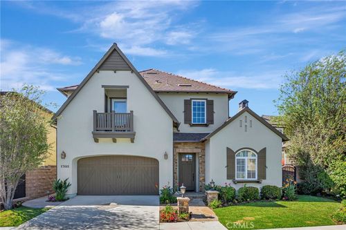 17441 Suffolk Ln, Huntington Beach, CA, 92649-6433 | Card Image