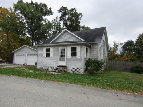 327 Jackson St, Hutchinson, PA, 15640-1006 | Card Image