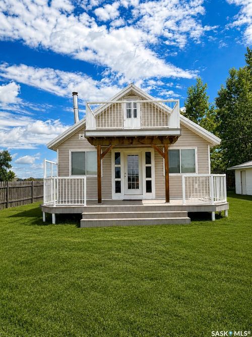 201 & 202 Elim Drive, Lac Pelletier Rm No. 107, SK, S0N2Y0 | Card Image